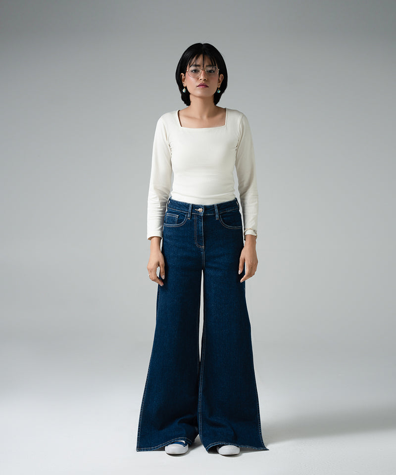 Snip Side Jeans