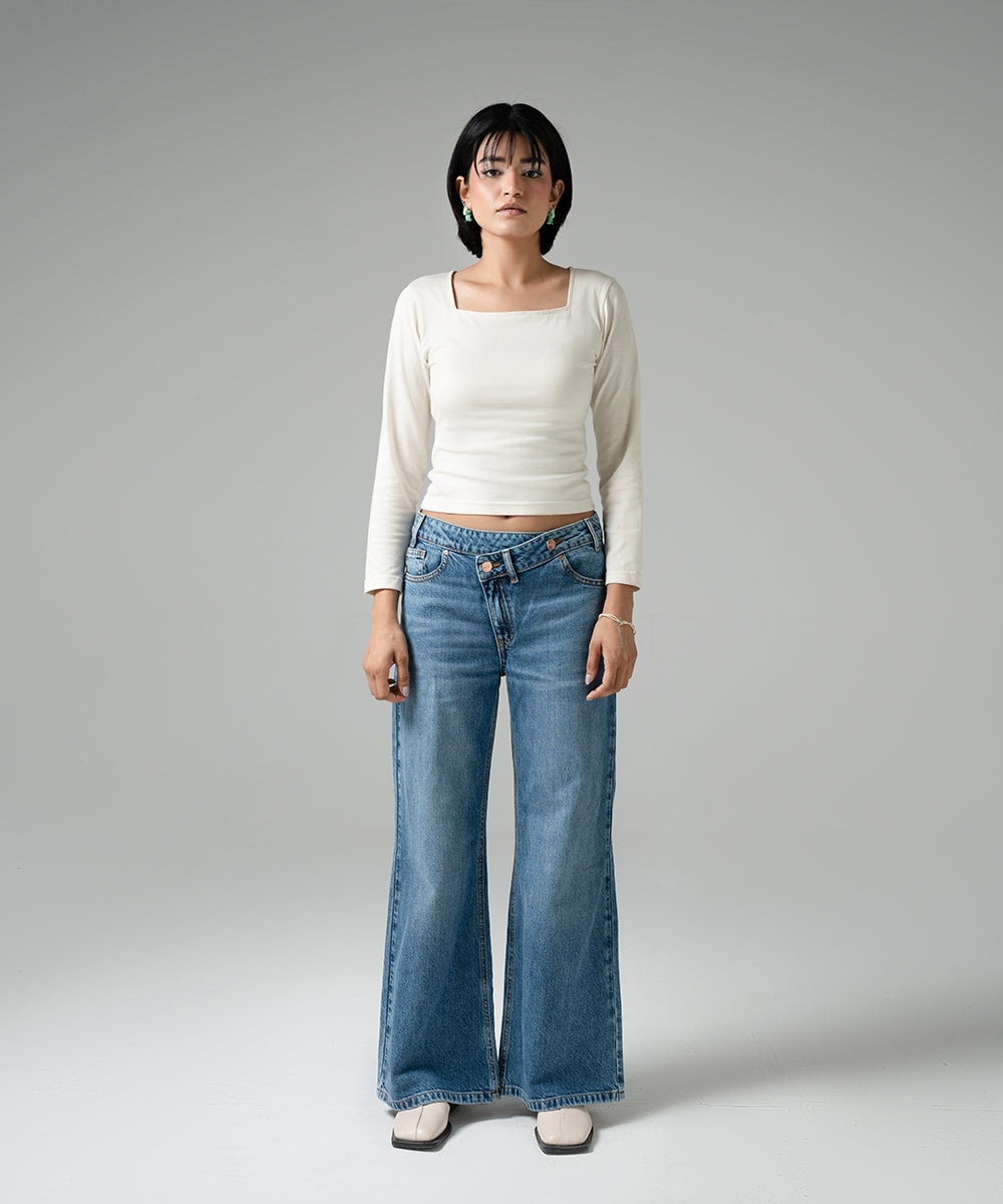 Off-Center Jeans