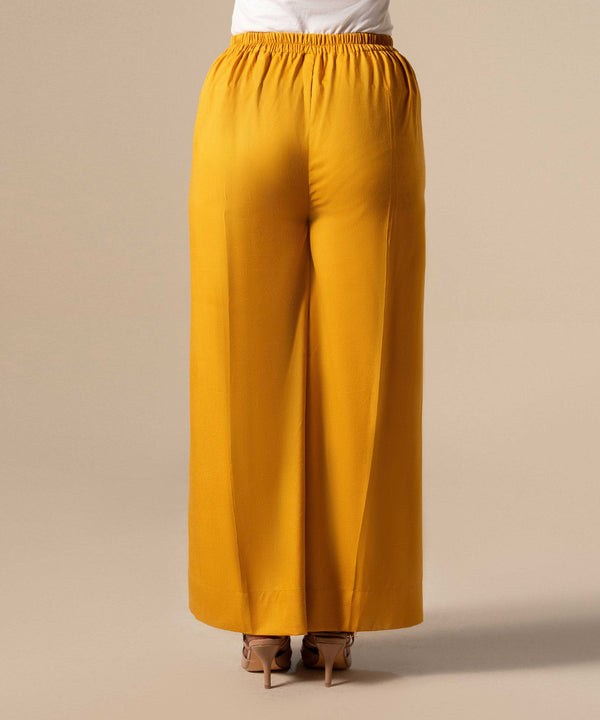 Linear Flow Pants - Halo Retail