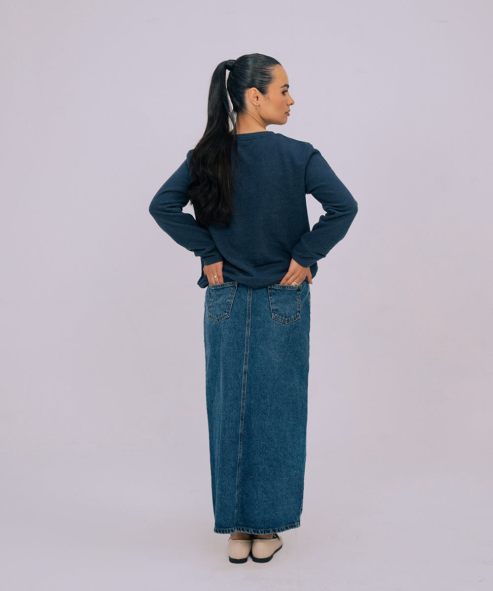 Basic Roundneck Sweatshirt - Halo Retail