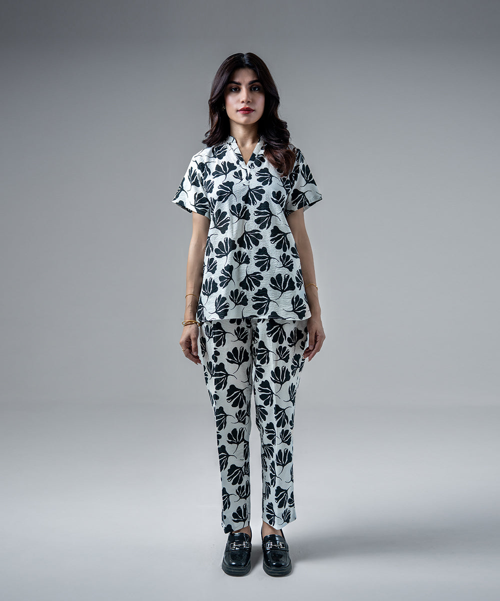 Monochrome Floral Straight Pants - Halo Retail