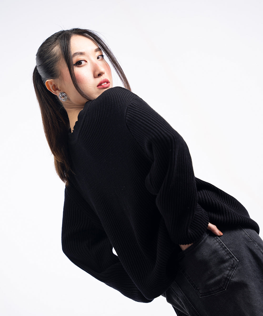 Roundneck Sweater - Halo Retail