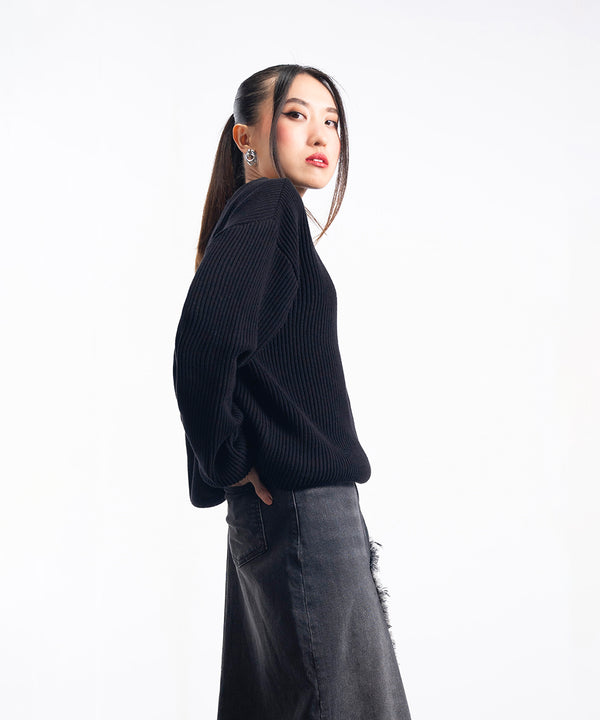 Roundneck Sweater - Halo Retail