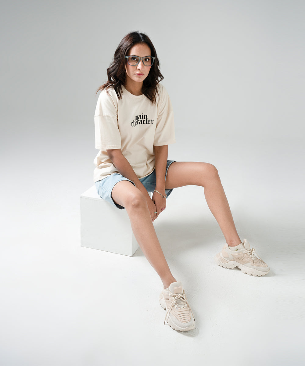 Main Character Tee (F)